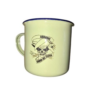 Steel mugs/blikbeker