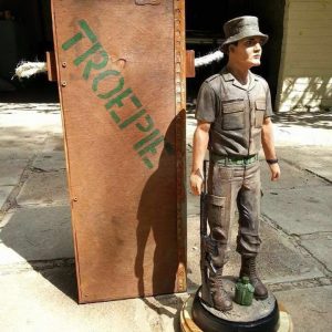 Sculpture Infantry Troepie 40 cm ( Waiting period 2-3 months )